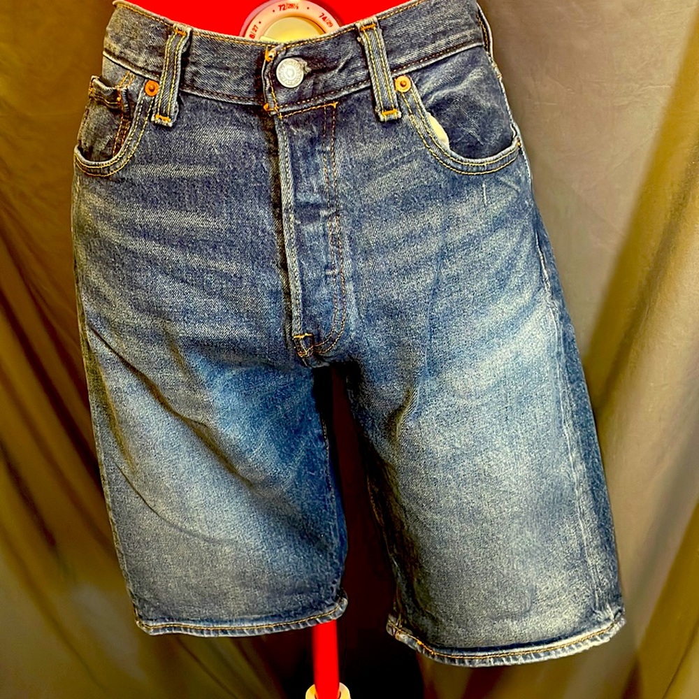 Levi Strauss 501 shorts, size 29